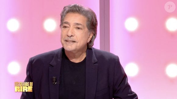 Mais le seul mal dont il souffre vraiment, c'est d'être hypocondriaque.

Exclusif - Captures d'écran - Frédéric François lors de l'enregistrement de l'émission "Les grands du rire", présentée par B.Montiel et K.Cheryl, et diffusée le 22 juin sur C8