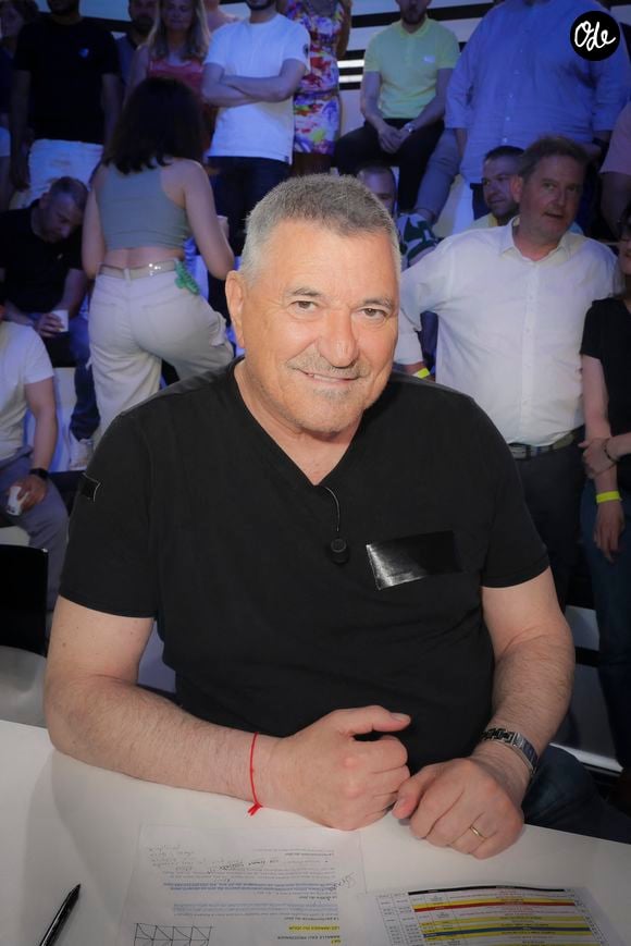 Jean-Marie Bigard sur le plateau de l’émission "TPMP" (Touche Pas à Mon Poste) présentée par C.Hanouna et diffusée en direct sur C8 à Paris, France, le 31 mai 2023.

© Jack Tribeca/Bestimage