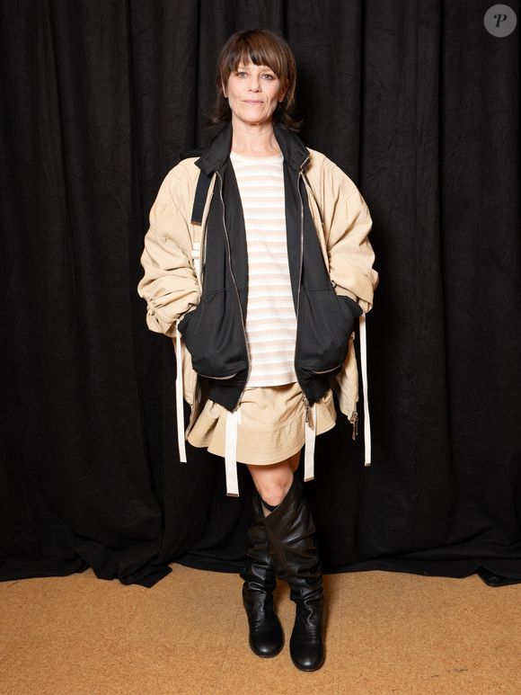 Marina Foïs au photocall du défilé Rabanne Mode Collection Prêt-à-Porter Automne/Hiver 2025-2026 lors de la Fashion Week de Paris (PFW) au siège de l'Unesco, à Paris, France, le 6 mars 2025. © Backgrid USA/Bestimage