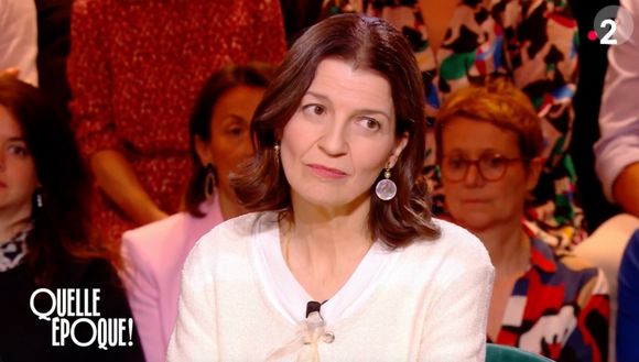 Christine Dupont de Ligonnès, la soeur de Xavier venue promouvoir son livre intitulé "Xavier, mon frère, présumé innocent" sur le plateau de "Quelle époque".