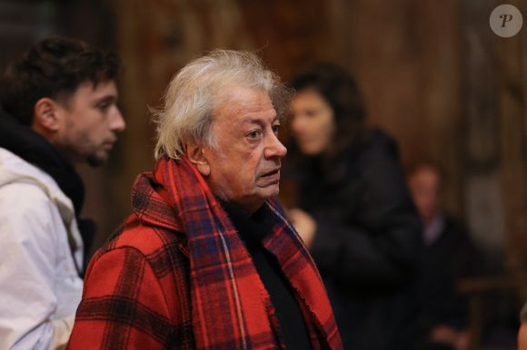Le chanteur français Hervé Vilard lors d'une messe à la mémoire de l'actrice française Brigitte Bardot à l'église Saint-Roch à Paris, le 28 janvier 2026. Photo par Nasser Berzane/ABACAPRESS.COM