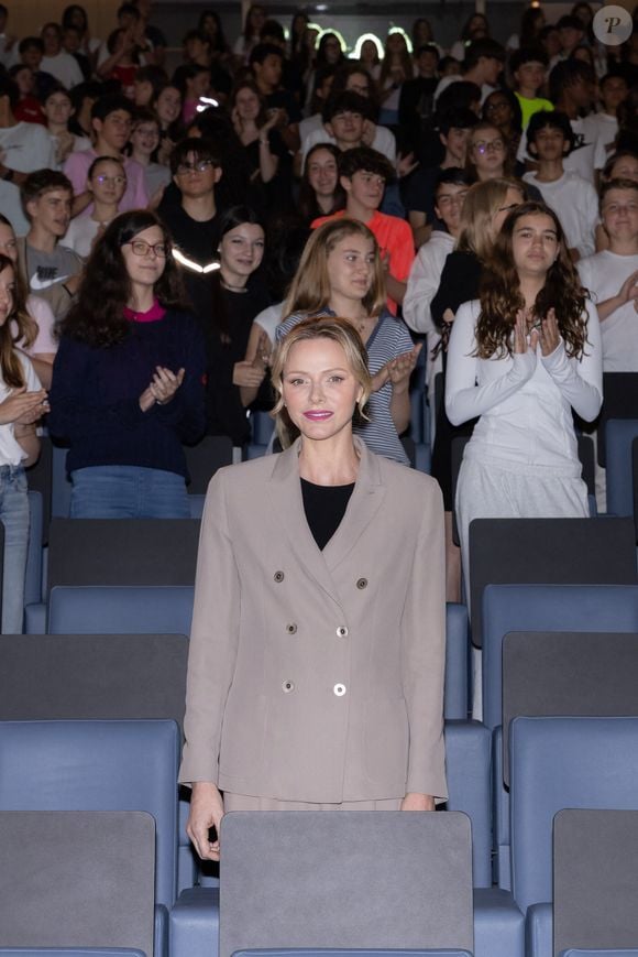 La princesse Charlène de Monaco - La princesse C.de Monaco, en compagnie de son frère G.Wittstock, participe à la remise des prix de la "Journée du respect" au collège Charles III à Monaco, le 29 avril 2025. © Olivier Huitel / Pool Monaco / Bestimage