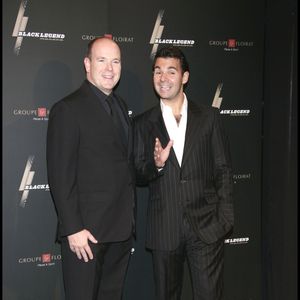 Le prince Albert II de Monaco, a gauche, est avec Antoine Chevanne, le directeur general du groupe Floriat, proprietaire du Byblos a St Tropez et du Black Legend a Monaco. JUNIOR / BESTIMAGE