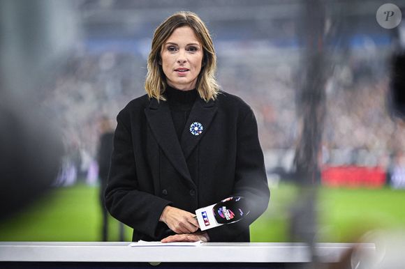 Isabelle Ithurburu journaliste pour TF1 lors du match de rugby des Nations d'automne entre la France et le Japon, au Stade France à Saint Denis près de Paris, le 9 novembre 2024. Photo par Victor Joly/ABACAPRESS.COM
