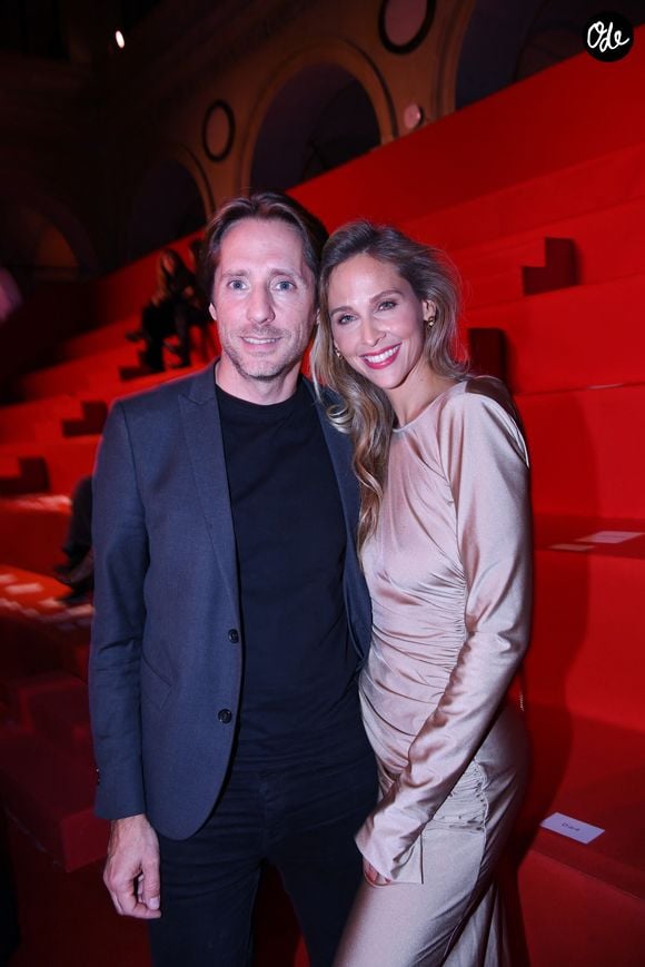 Ophélie Meunier et son mari Mathieu Vergne - Les célébrités au défilé ETAM "Collection J'ETAM" lors de la Fashion Week de Paris (PFW) le 30 septembre 2025. © Rachid Bellak / Bestimage