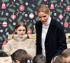 Les jumeaux Jacques et Gabriella ont aussi participé à l'événement.

Le prince Albert II de Monaco, la princesse Charlene et leurs enfants la princesse Gabriella et le prince héréditaire Jacques ont accueilli les enfants monégasque pour le traditionnel arbre de Noël du Palais à Monaco, le 17 décembre 2025. © Bruno Bebert/Bestimage