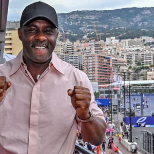 Idris Elba durant le Monaco E-Prix 2025, Round 6, le 3 mai 2025. Le pilote Nissan Oliver Rowland a remporté la course devant Nick De Vries suivi par Jacke Dennis. C'est la 8eme édition du Monaco E-prix. A l’occasion de la 11eme saison du Championnat du Monde ABB FIA Formula E, les monoplaces de 3eme génération ont parcouru les rues de la Principauté. © Bruno Bebert/Bestimage