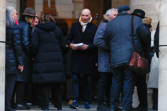 Nicolas Canteloup à la sortie des obsèques de Jean-Luc Petitrenaud en l'église Saint-Pierre-du-Gros-Caillou à Paris, France, le 17 janvier 2025. © Christophe Clovis/Bestimage