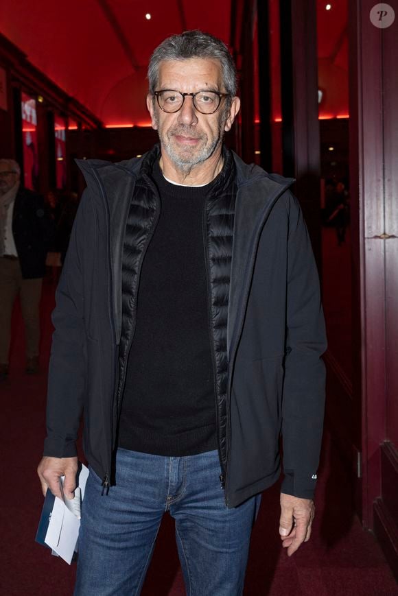 Avec son sublime château médiéval, ce village est une véritable bouffée d’air frais, ancrée dans un patrimoine pittoresque, caractéristique du charme à la française, au sein duquel Michel Cymes aime se ressourcer. 

Exclusif - Michel Cymes - People au concert de Renaud Capuçon à l'Olympia à Paris, France, le 10 mars 2024. © Moreau-Tribeca/Bestimage