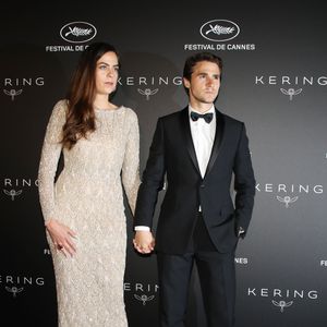 Anouchka Delon et son compagnon Julien Dereims - Photocall de la soirée Kering "Women In Motion Awards", Place de la Castre, lors du 72ème Festival International du Film de Cannes. Le 19 mai 2019
© Denis Guignebourg / Bestimage