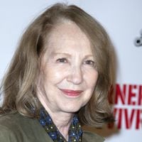 Nathalie Baye peinée face à l’état de son ancienne maison dans la Creuse, où elle allait se ressourcer avec Johnny Hallyday