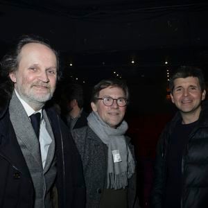 Exclusif - Jean-Marc Dumontet, Laurent Romejko, Thomas Sotto - Michel Fugain et Véronique Sanson se décorent mutuellement de l'Ordre des Arts et des Lettre à l'occasion du concert de Michel Fugain et de sa femme Sanda à Bobino, Paris le 27 janvier 2025.
Michel Fugain, icône de la chanson française, a célébré en 2024 ses 60 ans de carrière avec un nouvel album intitulé La Vie, l'Amour, etc....
Pour marquer cet événement, il a entamé une tournée exceptionnelle qui passera par plusieurs scènes parisiennes en 2025.
À Paris, il se produira à Bobino les lundis 13, 20 et 27 janvier, ainsi que le 3 février 2025, à 20h30. Ce spectacle, également nommé La Vie, l'Amour, etc..., propose un voyage musical à travers ses plus grands succès. Chaque chanson, portée par une interprétation pleine de générosité, promet de raviver des souvenirs et d’émouvoir le public. © Jack Tribeca / Bestimage