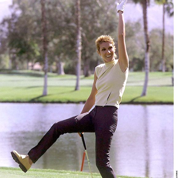 Céline Dion fait du golf. 
ALPHA AGENCY / BESTIMAGE