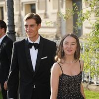 Alexandra de Hanovre : La fille de Caroline de Monaco et son compagnon, héritier du milieu agricole, inaugurent le premier Bal d’Été dans un magnifique écrin de la capitale