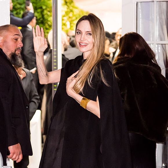 Angelina Jolie arrive aux Gotham Awards à New York City, NY, USA le 2 décembre 2024. Photo par Ouzounova/Splash News/ABACAPRESS.COM
