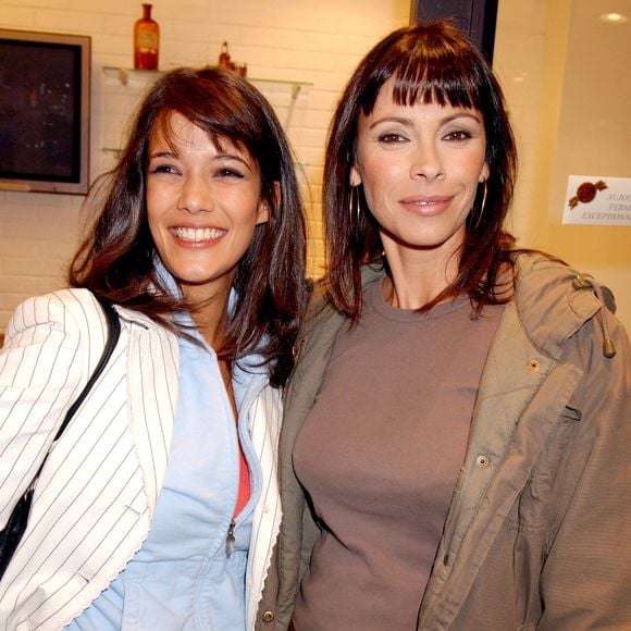 Les actrices françaises Melanie Doutey (G) et Mathilda May lors de l'ouverture du nouveau magasin de produits de beauté Kiehl's à Paris, France, le 20 septembre 2004. Photo par Bruno Klein/ABACA.