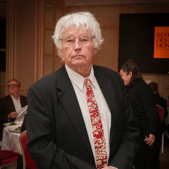 Exclusif - Jean-Jacques Annaud - Dîner de la Revue des Deux Mondes à Paris à la Maison de l'Amérique Latine à Paris le 18 décembre 2024. © Jack Tribeca / Bestimage