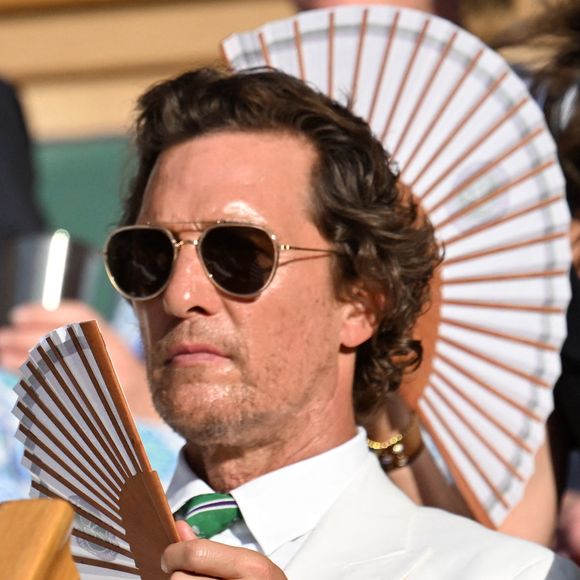 Matthew McConaughey photographié lors du quatorzième jour du tournoi de Wimbledon 2025, au All England Lawn Tennis and Croquet Club, à Londres.
Mirrorpix / Bestimage.