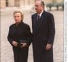 "Lorsque les médecins lui ont conseillé de déjeuner avec elle tous les jours, alors qu’il était Premier ministre, il allait jusqu’à faire deux déjeuners pour la rejoindre entre midi et deux" raconte une journaliste proche du couple Chirac

© Pierre Suu/ABACA. 21891-12. Paris-France, 14/11/2000. Jacques et Bernadette Chirac à la cérémonie pour Jacques Chaban-Delmas.