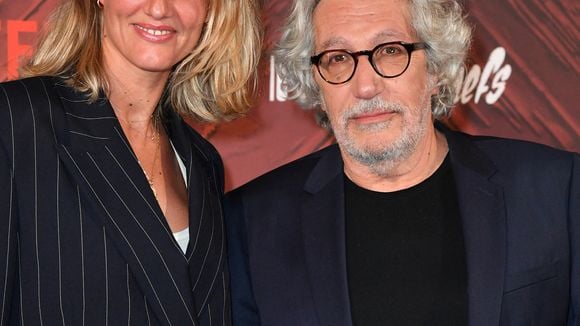 Alain Chabat au bras de sa belle Tiara pour un événement très attendu, Josiane Balasko toujours à fond avec George