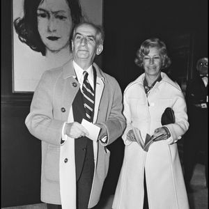 Laurent de Funès évoque aussi les tensions au sein de sa famille.

Archives - Louis de Funès et sa femme Jeanne lors d'une première à Paris en 1974