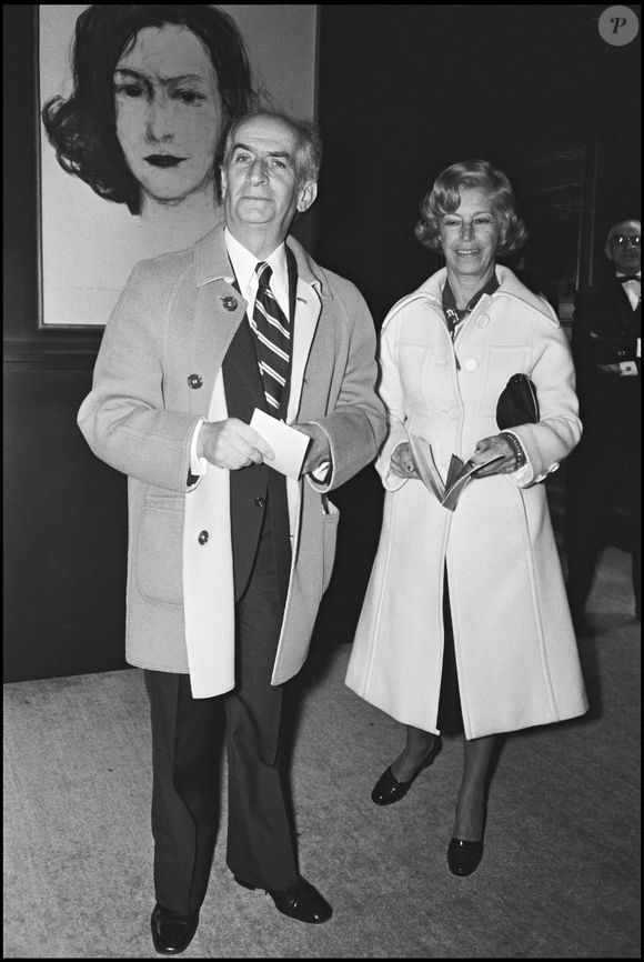 Laurent de Funès évoque aussi les tensions au sein de sa famille.

Archives - Louis de Funès et sa femme Jeanne lors d'une première à Paris en 1974