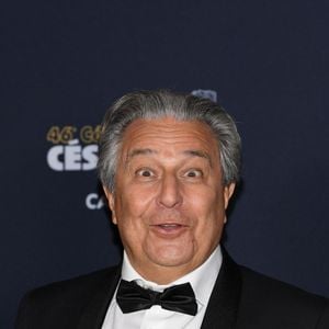 Christian Clavier lors du photocall lors de la 46ème cérémonie des César à l’Olympia à Paris le 12 mars 2021

©  Pascal le Segretain / Pool / Bestimage