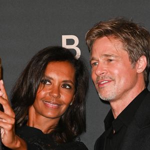 Brad Pitt et Karine Le Marchand à la première du film "Babylon" au cinéma Le Grand Rex à Paris, France, le 14 janvier 2023. © Coadic Guirec/Bestimage