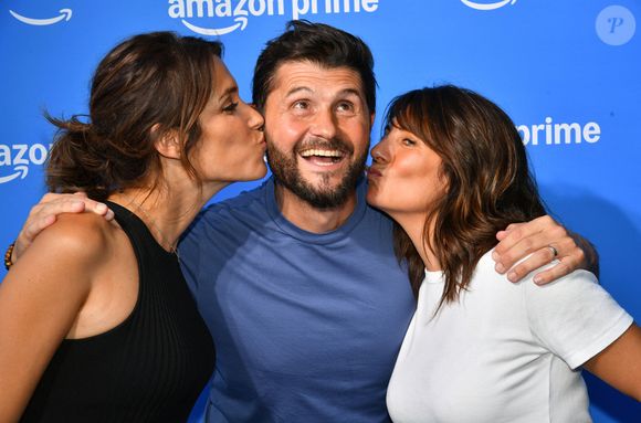 Laurie Cholewa, Christophe Beaugrand, Estelle Denis à l'évenement Prime d'Amazon fait sa fête foraine au Bridge Club à Paris le 25 juin 2025.  © Veeren/Bestimage