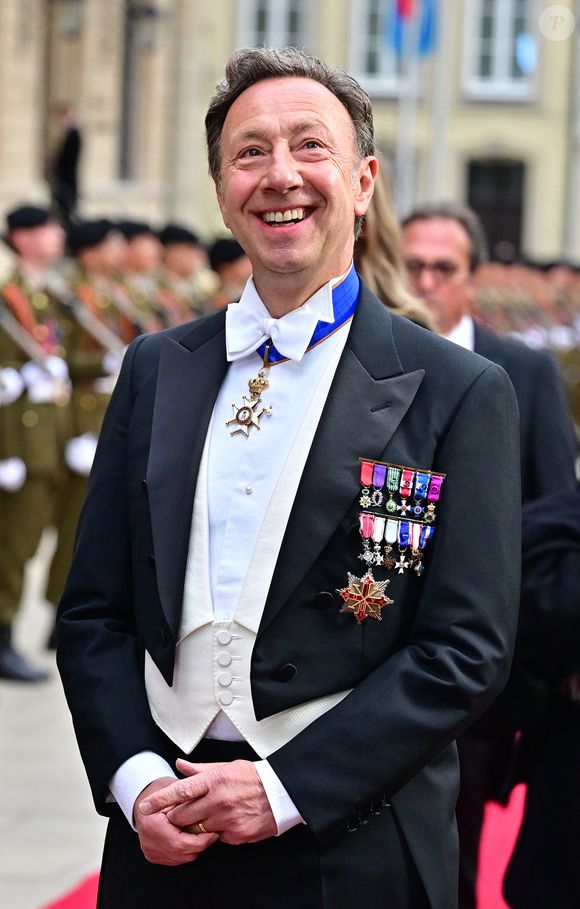 Mais ont ensuite été en désaccord

Stéphane Bern aux arrivées du dîner de gala des célébrations du changement de trône au Palais grand-ducal du Luxembourg, le 3 octobre 2025. © Christian Liewig/Bestimage