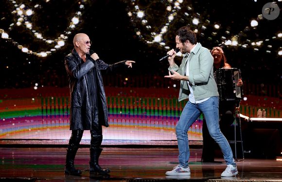Exclusif - Florent Pagny et Vianney - Enregistrement de l'émission "Avec Florent, tout le monde ELA" à La Seine Musicale à Paris, diffusée le 1er septembre à 21h10 sur TF1.

© Cyril Moreau-Dominique Jacovides / Bestimage