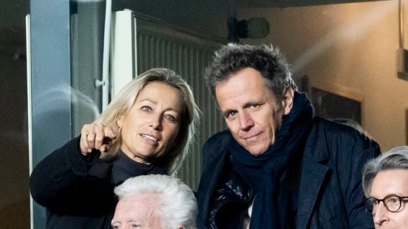 "Mon bureau était devenu une infirmerie" : Le mari d'Anne-Sophie Lapix, leader mondial surnommé "le roi Arthur", parle pour la première fois de son état