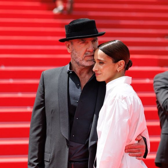 Eric Cantona et sa femme Rachida Brakni - Montée des marches du film " Soudain " lors du 79ème Festival International du Film de Cannes, le 15 mai 2026. © Jacovides-Moreau / Bestimage