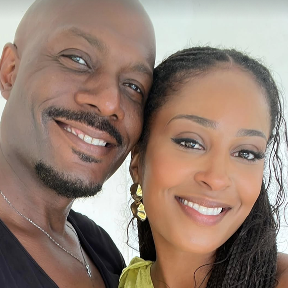 Sur leurs comptes Instagram, ils ont dévoilé les images de la Villa Kegem, une somptueuse demeure disponible pour la coquette somme de 950 euros la nuit...

Harry Roselmack en vacances en Martinique avec sa chérie Jennifer Galap.