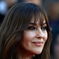 Après sept ans d'absence, Monica Bellucci de retour à Cannes avec une robe en cuir élégante signée Fendi