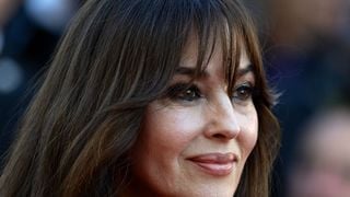 Après sept ans d'absence, Monica Bellucci de retour à Cannes avec une robe en cuir élégante signée Fendi