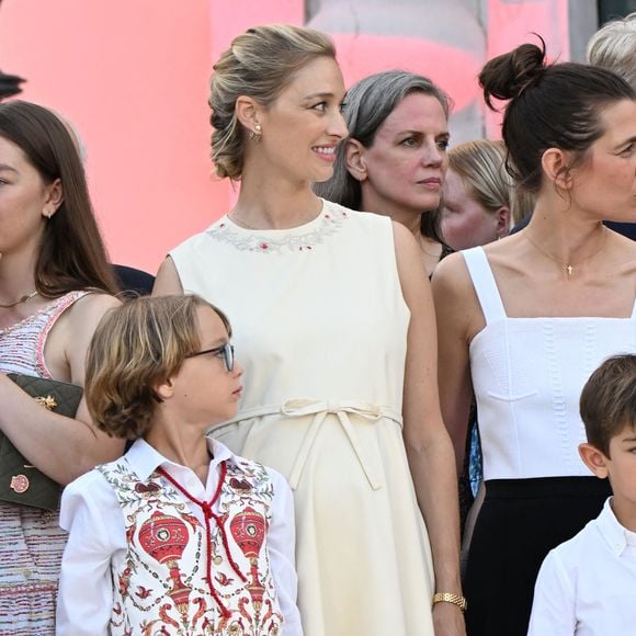 Francesco Carlo Albert Casiraghi et Beatrice Borromeo aux 20 ans de règne du prince souverain Albert II de Monaco sur la place du Palais à Monaco, le 19 juillet 2025.

Photo : Bruno Bebert / Bestimage