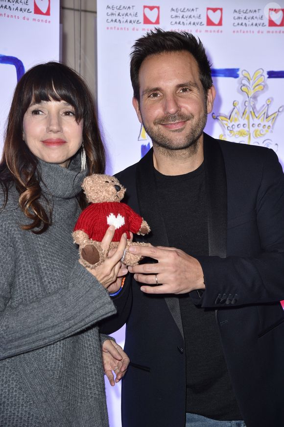 Christophe Michalak et sa femme Delphine McCarty au photocall du Gala du Coeur au profit de l'association Mécénat Chirurgie Cardiaque dans la salle Gaveau de Paris, France, le 28 janvier 2020. © Giancarlo Gorassini/Bestimage