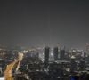 Ce 28 mars 2025, un puissant séisme de magnitude 7,7 a frappé le centre de la Birmanie. De plus, de violentes secousses ont été ressenties à Bangkok. Comme l'ont rapporté plusieurs médias ce dimanche, les derniers bilans du tremblement de terre font état de 1 700 morts en Birmanie et 17 en Thaïlande.
Kelly Vedovelli immortalisée depuis la Thaïlande (Capture d'écran Instagram - 2025).