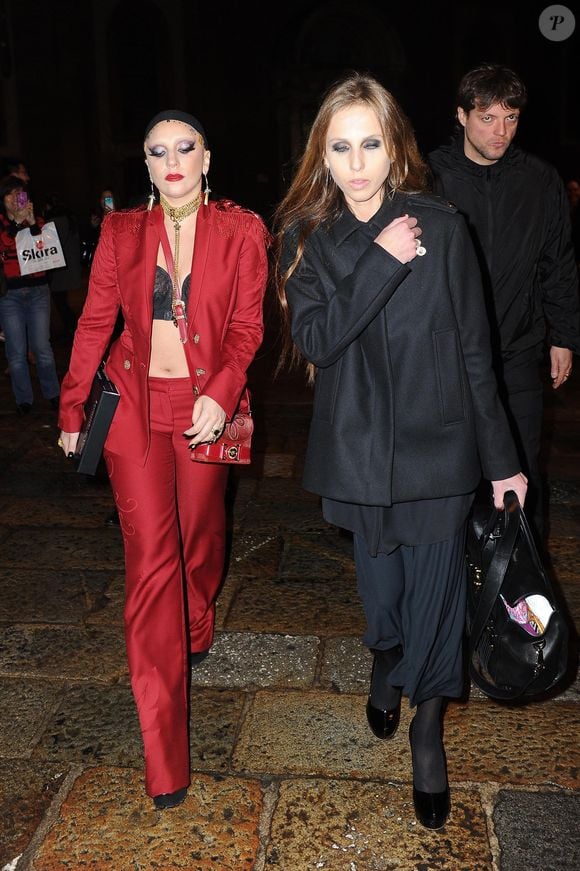 Lady Gaga et Allegra Versace font du shopping à Milan, le 5 novembre 2014