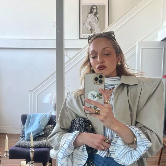 Ses créations ont déjà séduit d'immenses stars internationales telles que Beyoncé ou Scarlett Johansson.

Emma Rotenberg, créatrice de mode et fille de Stéphane Rotenberg.