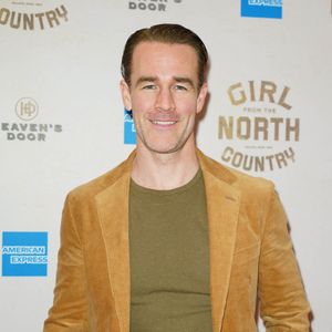 L'acteur se bat contre la maladie au quotidien.

 James Van Der Beek - Les célébrités assistent à la générale de la comédie musicale "Girl From The North Country" au théâtre Belasco à New York, le 5 mars 2020. Photo par STARMAX / BESTIMAGE