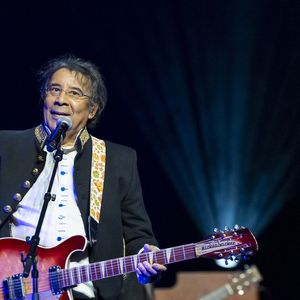 Laurent Voulzy - Scène du Gala de la Fondation Recherche Alzheimer placée sous le signe de l'émotion et du partage avec un concert unique sur le thème "2 générations chantent pour la 3ème" à l'Olympia à Paris le 17 mars 2025. © Olivier Borde - Bertrand Rindoff/Bestimage