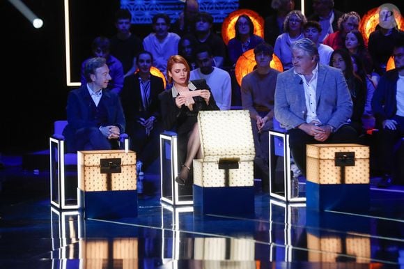 Exclusif - Stéphane Bern, Elodie Frégé, David Douillet - Enregistrement de l'émission "La Boîte à secrets", au Studio du Lendit, présentée par F.Bollaert et diffusée le 17 janvier sur France 3. Le 17 décembre 2024
© Christophe Clovis / Bestimage
