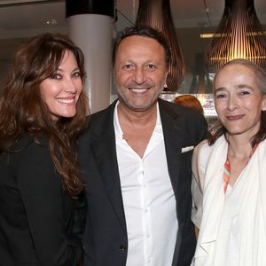 Mareva Galanter a partagé des clichés attendrissants de la petite boule de poils.

Mareva Galanter, Arthur et Delphine Ernotte (Présidente de France Télévisions) au déjeuner de la finale Messieurs de France Télévision (jour 15) sur la terrasse de France Télévision lors des Internationaux de France de Tennis de Roland Garros 2022 à Paris, France, le 5 Juin 2022. Bertrand Rindoff/Bestimage