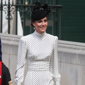 Londres, ROYAUME-UNI – Le roi Charles III d’Angleterre et la reine consort Camilla (Camilla Parker Bowles) ont conduit les membres seniors de la famille royale, d’anciens Premiers ministres ainsi que les dirigeants actuels du gouvernement et de l’opposition lors d’un service de remerciement pour le 80e anniversaire du jour de la Victoire en Europe (VE Day) à l’abbaye de Westminster.

Sur la photo : Catherine (Kate) Middleton, princesse de Galles