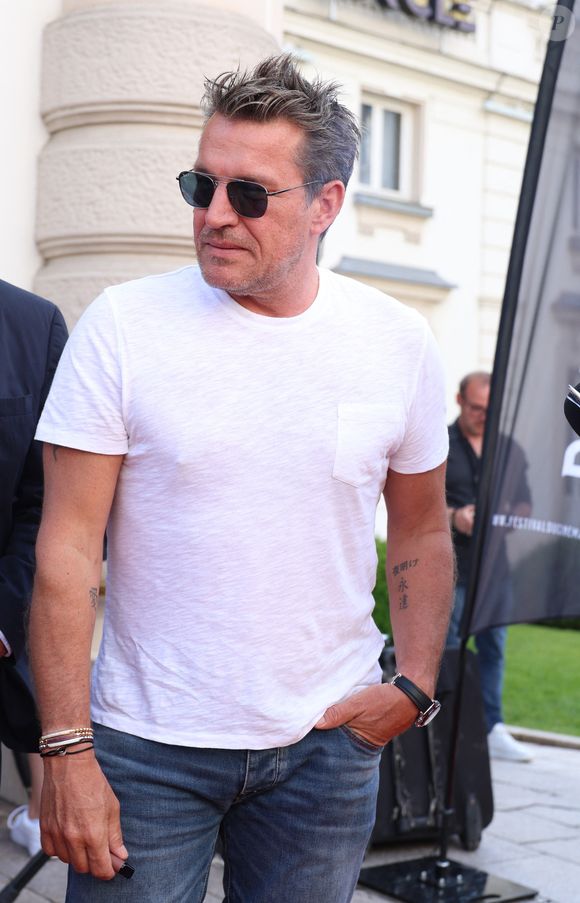 Exclusif - Benjamin Castaldi - Arrivées au photocall de la 3ème édition du Festival du Cinéma Français et de la Gastronomie d'Aix-les-Bains. Le 6 juin 2024 © Denis Guignebourg / Bestimage