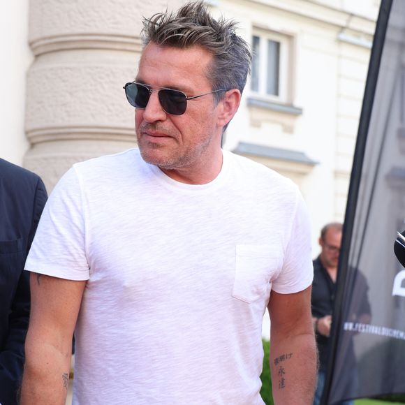Exclusif - Benjamin Castaldi - Arrivées au photocall de la 3ème édition du Festival du Cinéma Français et de la Gastronomie d'Aix-les-Bains. Le 6 juin 2024 © Denis Guignebourg / Bestimage
