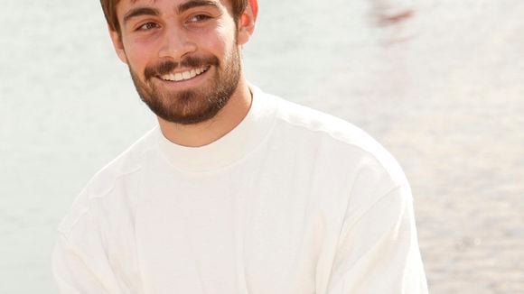 Combien coûte un menu dans le restaurant de Clément Rémiens (Demain nous appartient) qui propose de la cuisine du monde ?