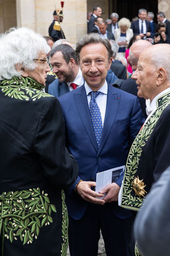 Stephane Bern - Le chef français multi étoile, Guy Savoy, vient d'être officiellement installé comme membre de l'Académie des Beaux-Arts. Une cérémonie qui s'est déroulée sous la coupole de l'Institut de France, à Paris, France, le 20 mai 2026. C'est la première fois qu'un chef intègre la prestigieuse institution. © Julien Sarkissian/Bestimage